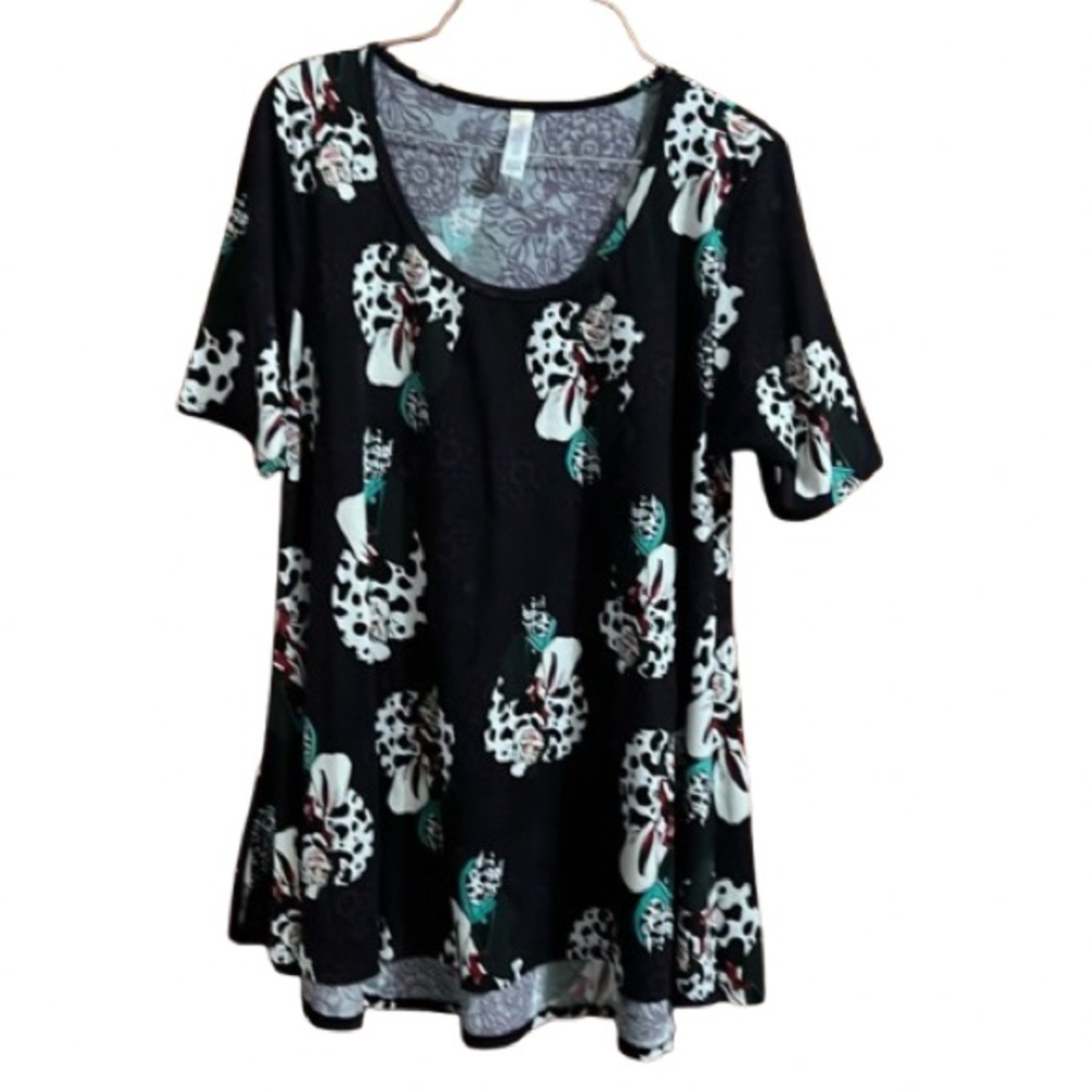 #172 LuLaRoe Disney Small perfect T